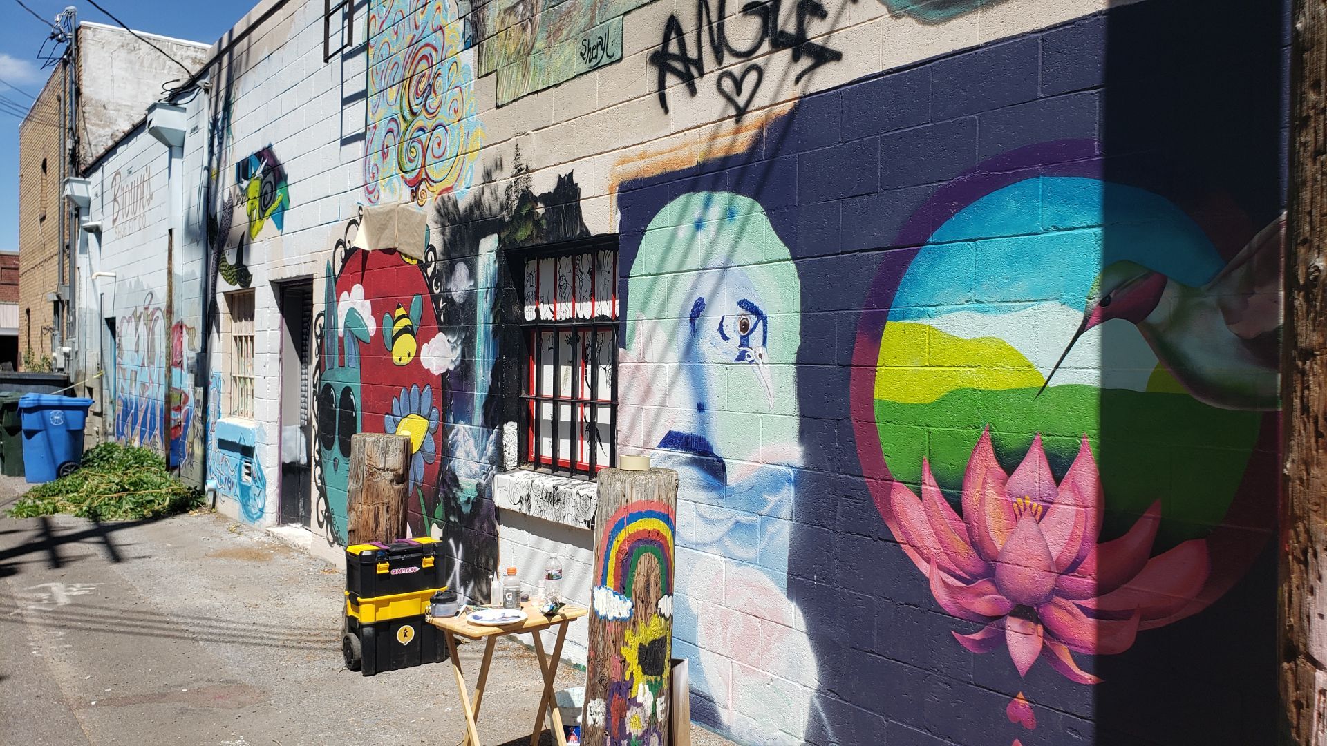 Old Town Alley Outdoor Gallery 2020 (lotus, hummingbird)